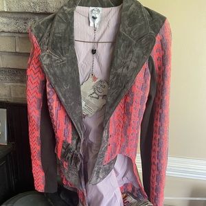 Nuvulu Jacket NWT size small